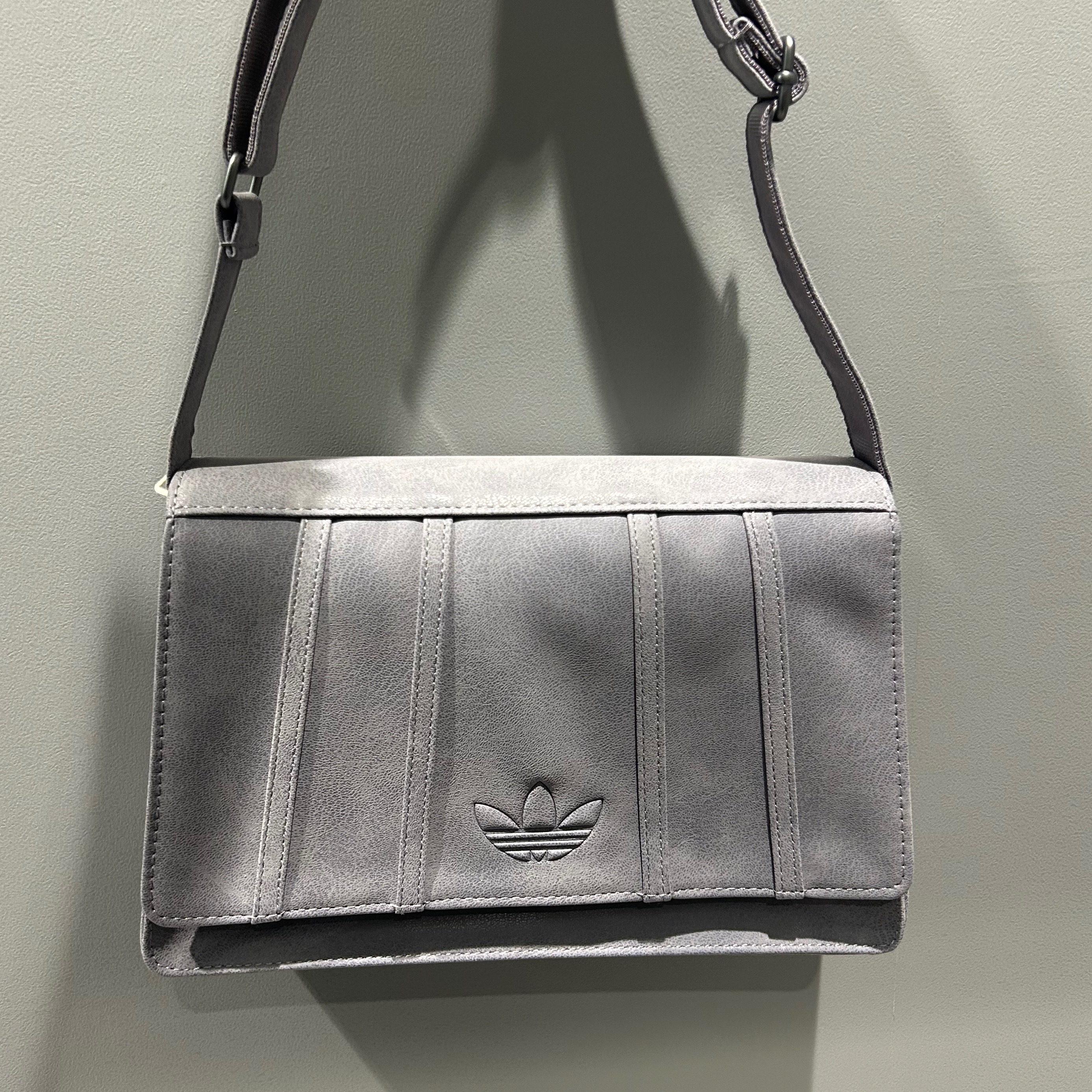 最も信頼できる adidas新作バッグ👜❤️✨✨ │ABCマートグランドステージ タイムセール